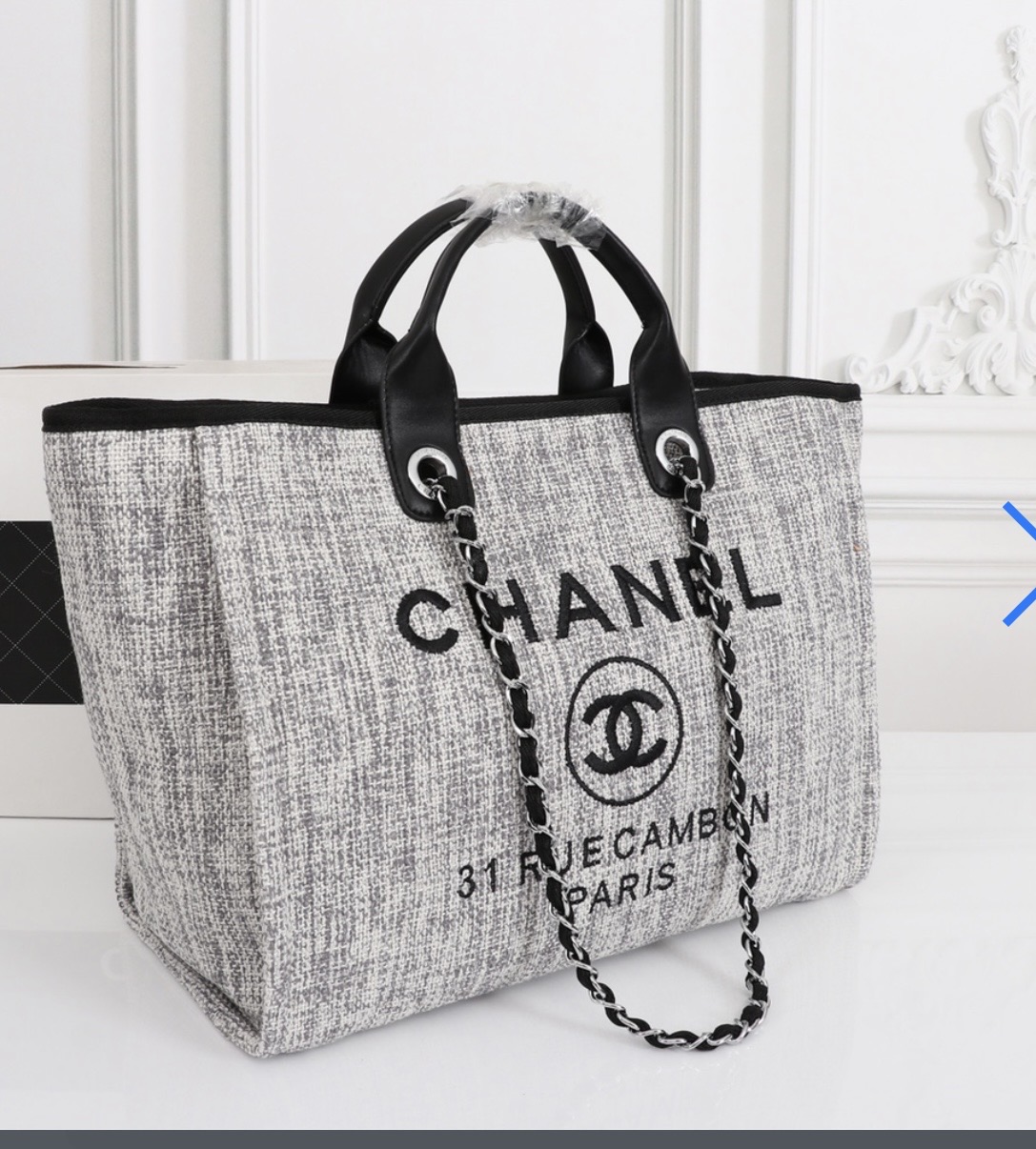 Chanel Tote Bag