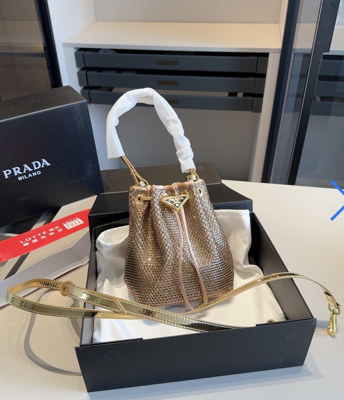P Gold Party Bag
