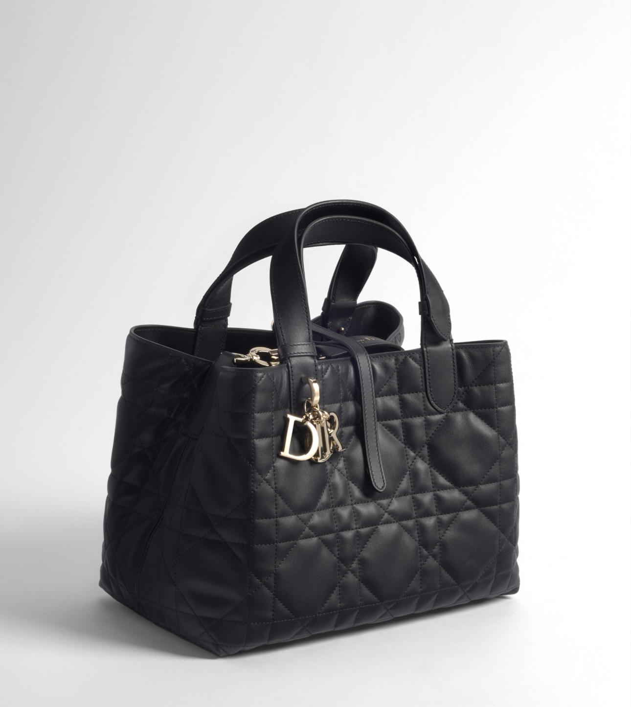 D Jor Black Medium Bag