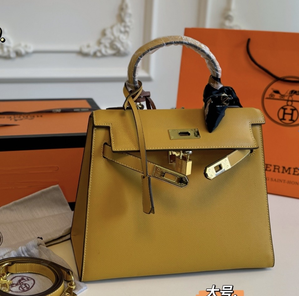 Hermes Brown Kelly 28